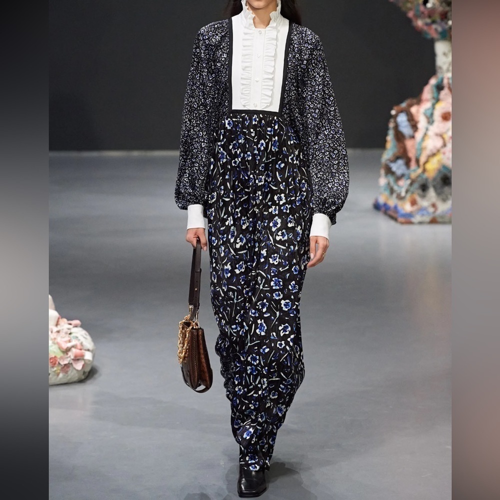 Tory Burch Runway Silk Caftan Midnight Teapot floral print white ruffle 6 NEW S